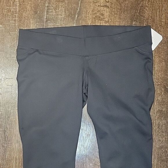 Isabel Maternity Low Rise Black Maternity Leggings - Picture 5 of 16